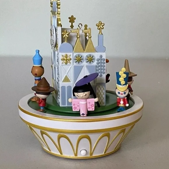 DISNEYS ITS A SMALL WORLD THE HAPPIEST CRUISE SHIP ORNAMENT - Picture 2 of 7